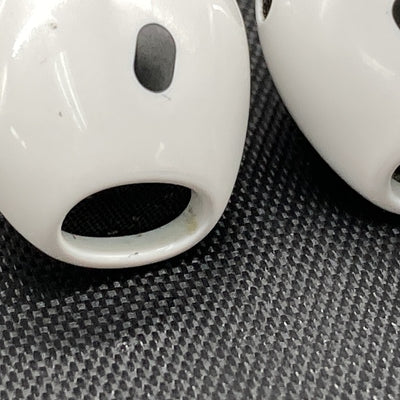【中古】AirPods 4 MXP63J/A【秋葉原】