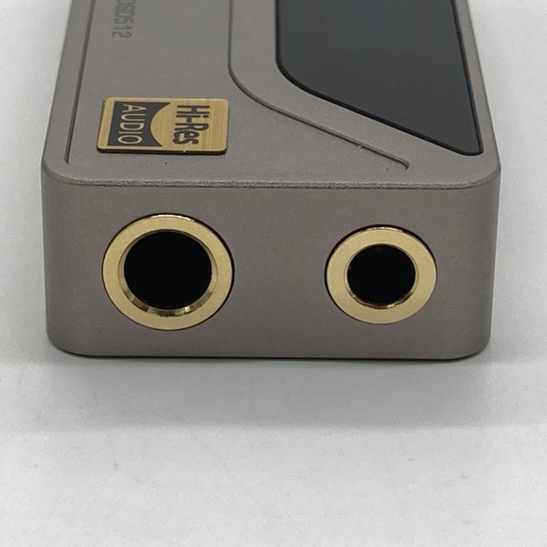 【中古】UA4 チタニウム【秋葉原】