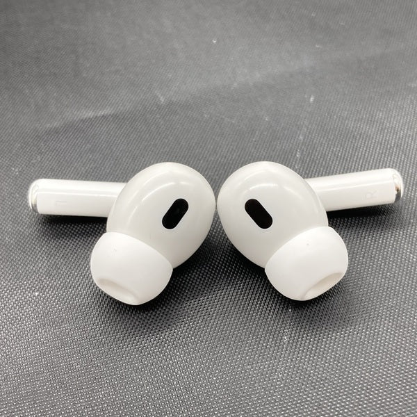 【中古】MagSafe充電ケース(USB-C)付きAirPods Pro(第2世代) MTJV3JA【仙台】
