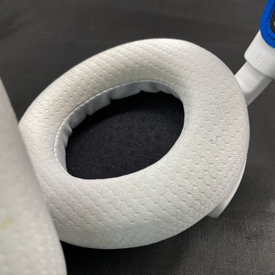 【中古】Arctis Nova 7P Wireless White 【61561J】【日本橋】