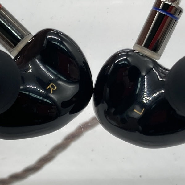 AFUL 【中古】PERFORMER 8（4.4mm）【日本橋】 – e☆イヤホン