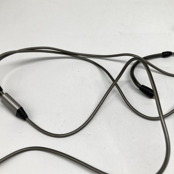 【超希少-最高仕様】16コア IE300 600 900/4.4mm バランス 超希少-1点限定】16コア IE300 600 900/4.4mm バランス - メルカリ