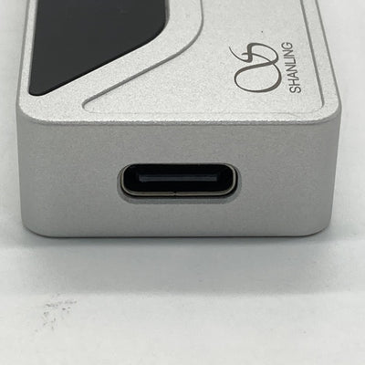 【中古】UA4 シルバー【日本橋】