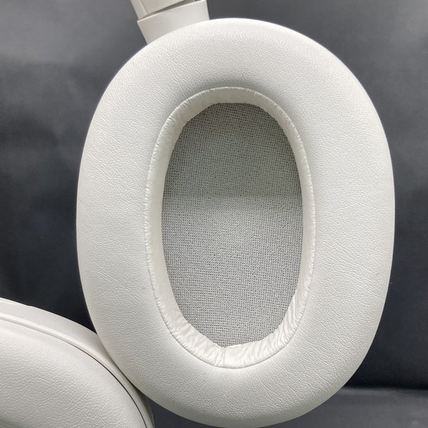 【中古】ULT WEAR オフホワイト 【WH-ULT900N WC】【名古屋】