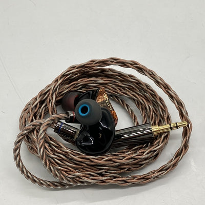 【中古】PERFORMER 8【日本橋】