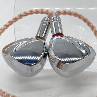 【中古】TRI-I3【日本橋】