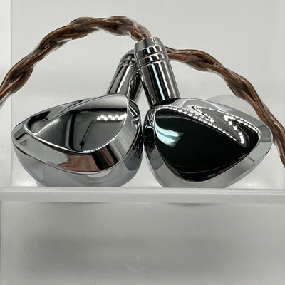 【中古】TRI-I3 PRO【日本橋】