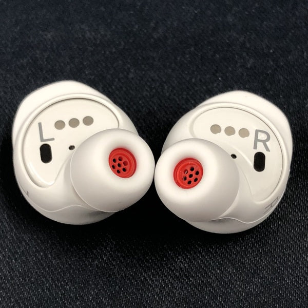 【中古】EchoBuds 第2世代 WHITE （ワイヤレス対応充電ケース）【秋葉原】