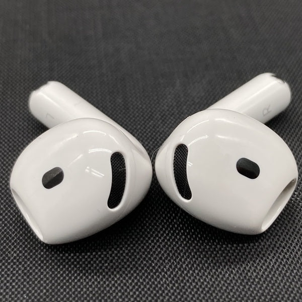 【中古】AirPods 4 MXP93J/A（アクティブノイズキャンセリング搭載）【日本橋】