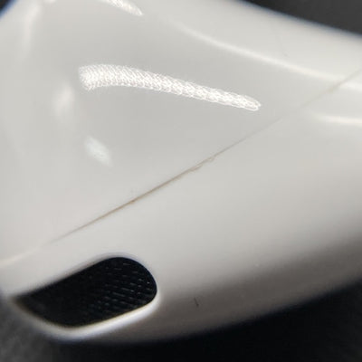 【中古】AirPods 4 MXP93J/A（アクティブノイズキャンセリング搭載）【日本橋】