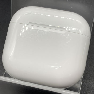 【中古】AirPods 4 MXP93J/A（アクティブノイズキャンセリング搭載）【秋葉原】