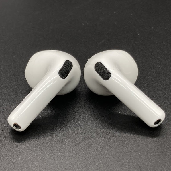 Apple 【中古】AirPods 4 MXP93J/A（アクティブノイズキャンセ