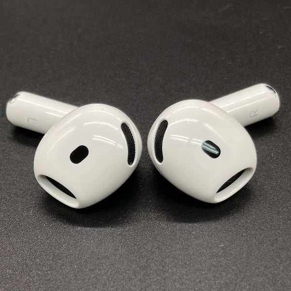 Apple 【中古】AirPods 4 MXP93J/A（アクティブノイズキャンセ