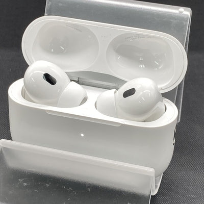 【中古】MagSafe充電ケース(USB-C)付きAirPods Pro(第2世代) MTJV3JA【秋葉原】