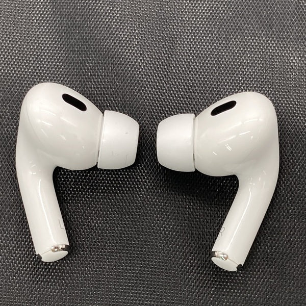 【中古】MagSafe充電ケース(USB-C)付きAirPods Pro(第2世代) MTJV3JA【秋葉原】