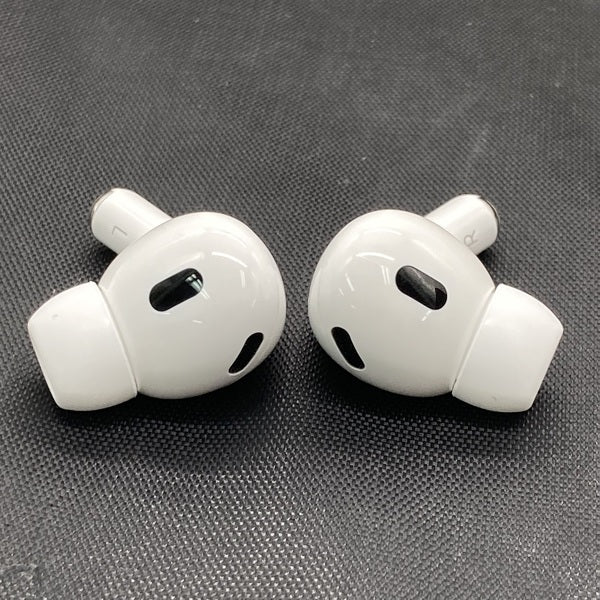 Apple 【中古】MagSafe充電ケース(USB-C)付きAirPods Pro(第2世代