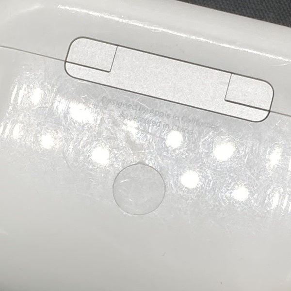 【中古】MagSafe充電ケース(USB-C)付きAirPods Pro(第2世代) MTJV3JA【秋葉原】