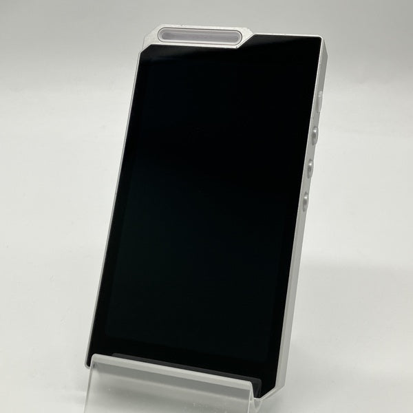 【中古】R4 - Silver【秋葉原】