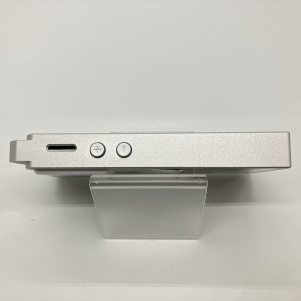 【中古】R4 - Silver【秋葉原】