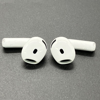 【中古】AirPods 4 MXP93J/A（アクティブノイズキャンセリング搭載）【秋葉原】
