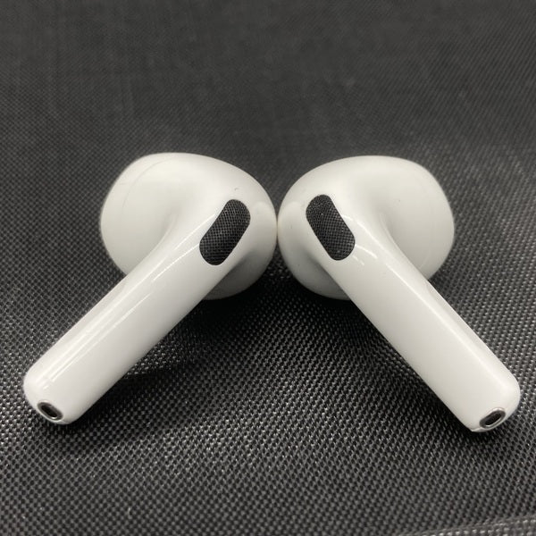 【中古】AirPods 4 MXP93J/A（アクティブノイズキャンセリング搭載）【名古屋】