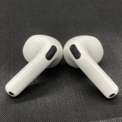 【中古】AirPods 4 MXP93J/A（アクティブノイズキャンセリング搭載）【名古屋】