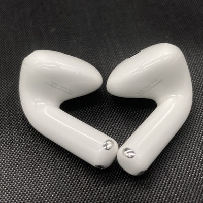 【中古】AirPods 4 MXP93J/A（アクティブノイズキャンセリング搭載）【名古屋】
