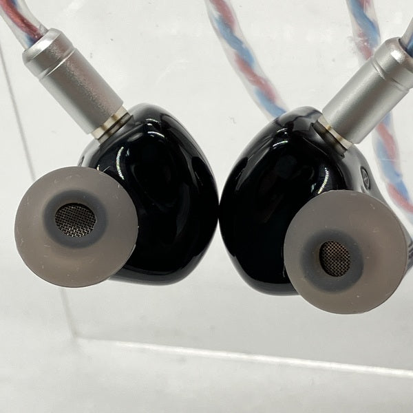 【中古】Juzear Defiant 鳴神【日本橋】