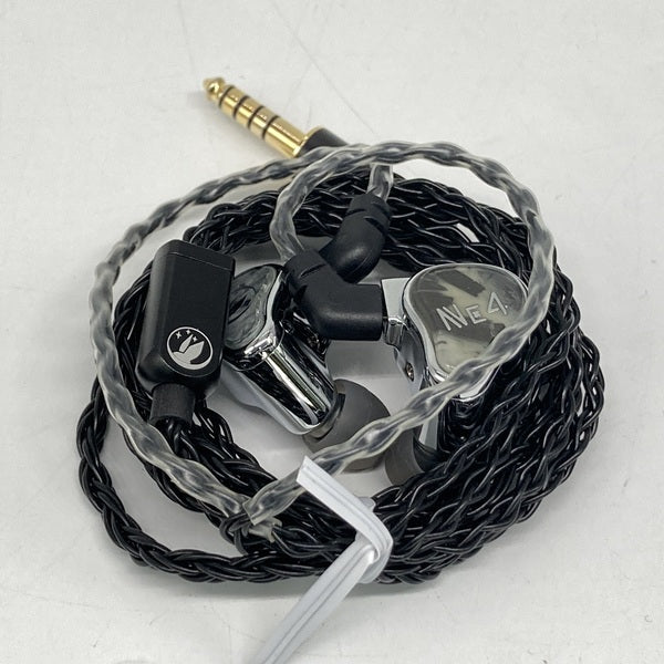【中古】Neon 4【秋葉原】