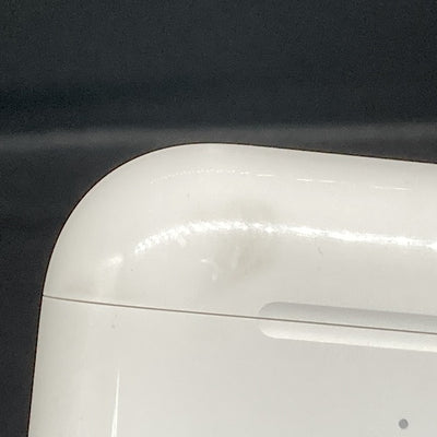 【中古】MagSafe充電ケース(USB-C)付きAirPods Pro(第2世代) MTJV3JA【秋葉原】