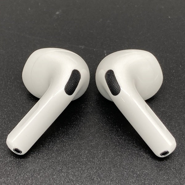 【中古】AirPods 4 MXP63J/A【日本橋】