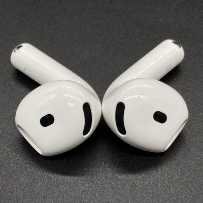 【中古】AirPods 4 MXP93J/A（アクティブノイズキャンセリング搭載）【秋葉原】