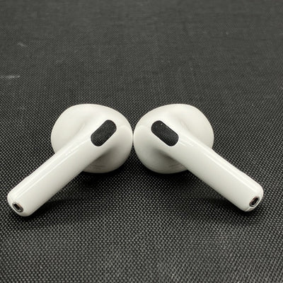 【中古】AirPods 4 MXP93J/A（アクティブノイズキャンセリング搭載）【秋葉原】