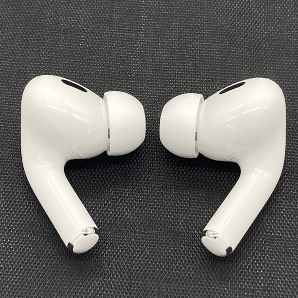 【中古】MagSafe充電ケース(USB-C)付きAirPods Pro(第2世代) MTJV3JA【秋葉原】