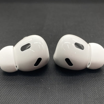 【中古】MagSafe充電ケース(USB-C)付きAirPods Pro(第2世代) MTJV3JA【秋葉原】
