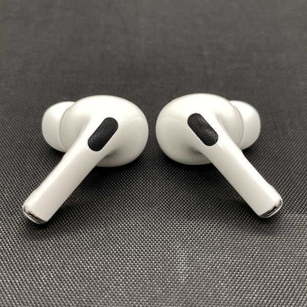 【中古】MagSafe充電ケース(USB-C)付きAirPods Pro(第2世代) MTJV3JA【秋葉原】
