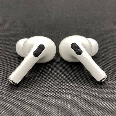 【中古】MagSafe充電ケース(USB-C)付きAirPods Pro(第2世代) MTJV3JA【秋葉原】