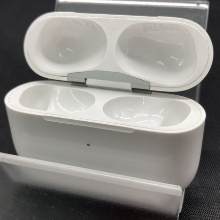 Apple 【中古】AirPods Pro 充電ケース【秋葉原】 – e☆イヤホン