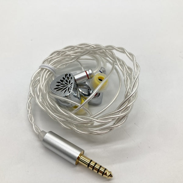 【中古】Yu Xuan Ji (魚玄機) 4.4mm バランスジャック シルバー【秋葉原】
