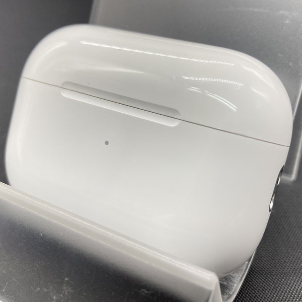 【中古】MagSafe充電ケース(USB-C)付きAirPods Pro(第2世代) MTJV3JA【日本橋】