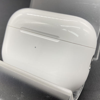 【中古】MagSafe充電ケース(USB-C)付きAirPods Pro(第2世代) MTJV3JA【日本橋】