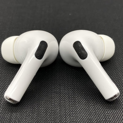 【中古】MagSafe充電ケース(USB-C)付きAirPods Pro(第2世代) MTJV3JA【日本橋】