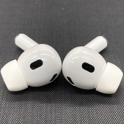 【中古】MagSafe充電ケース(USB-C)付きAirPods Pro(第2世代) MTJV3JA【日本橋】
