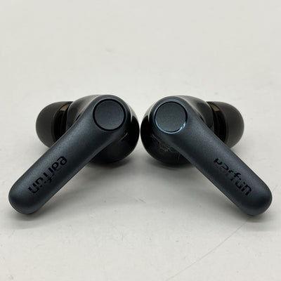 【中古】Air Pro 4 - Black【日本橋】