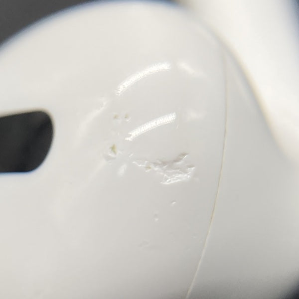 【中古】AirPods Pro (第2世代) MQD83J/A【日本橋】