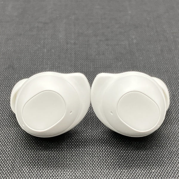 【中古】Galaxy Buds FE ホワイト 【SM-R400NZWAXJP】【日本橋】