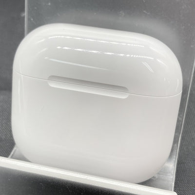 【中古】AirPods 4 MXP63J/A【秋葉原】