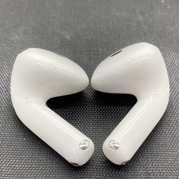 【中古】AirPods 4 MXP63J/A【秋葉原】