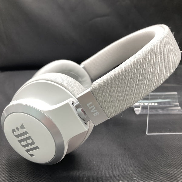 【中古】LIVE770NC ホワイト【JBLLIVE770NCWHT】【秋葉原】