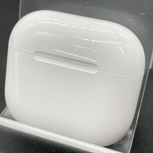 【中古】AirPods 4 MXP63J/A【秋葉原】